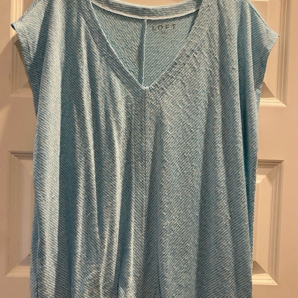 LOFT Women's Blue Top